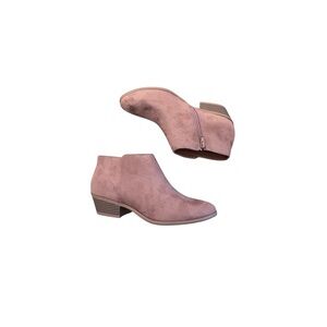 Elegant Pink Ankle Boots